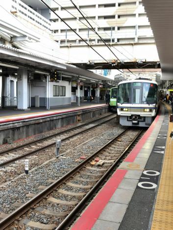 JR西 関西線221系