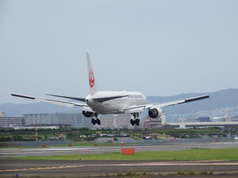 JL119 B767-300