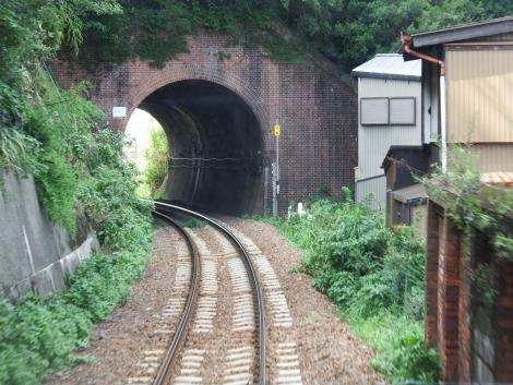 JR四国 阿波赤石