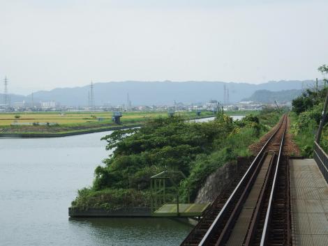 JR四国 阿波赤石