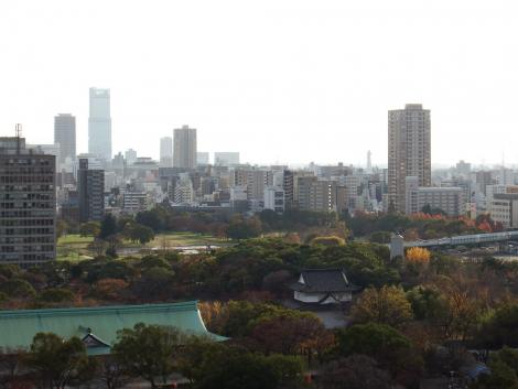 大阪城天守閣から