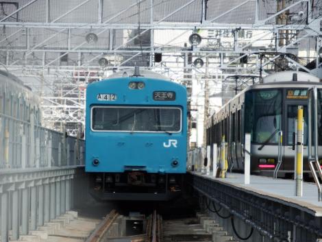 JR西阪和線103系HL101編成