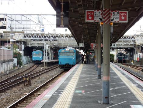 JR西阪和線103系HJ408、HK605、HL102編成