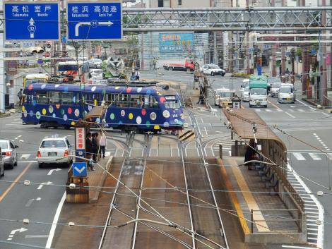 198形@はりまや橋