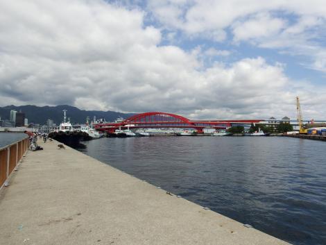 タグボート係留地の堤防