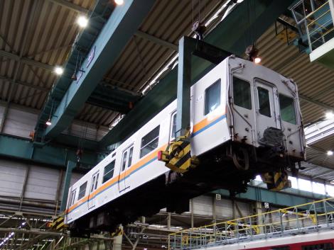 近鉄五位堂工場