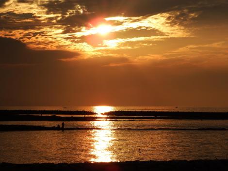 男里川河口の夕日