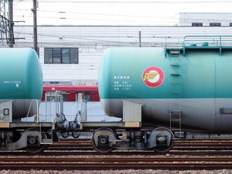 旧塗装の近鉄電車