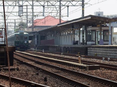 7000系浜寺公園通過