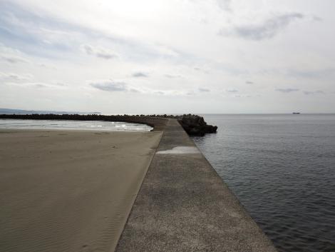 磯ノ浦の堤防