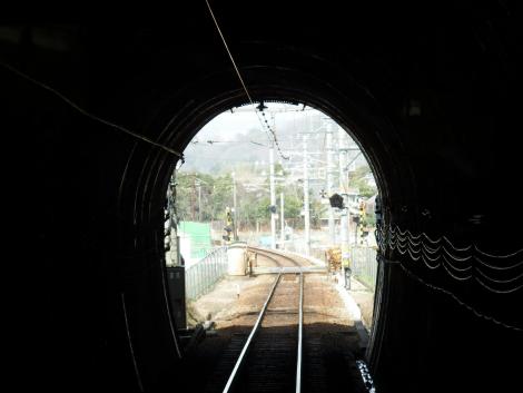 神鉄五社駅のトンネル