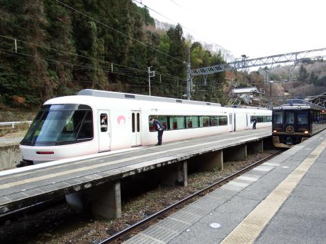 近鉄 さくらライナーと青のシンフォニー