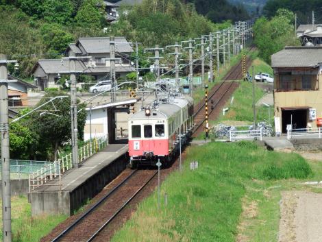 琴電レトロ電車4両編成