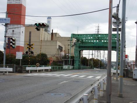 東高洲橋架道橋