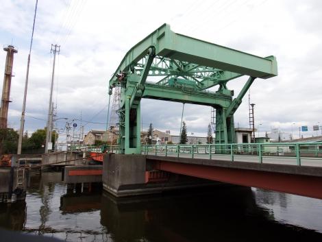 東高洲橋架道橋