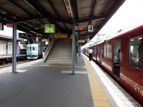 近鉄鮮魚列車と京市交10系