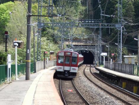 近鉄室生口大野駅