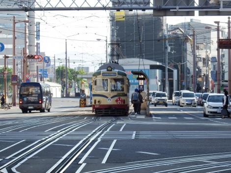 とさでん600形、はりまや橋