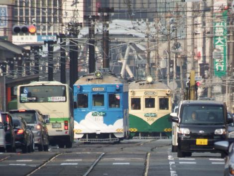 阪堺モ166号とモ164号