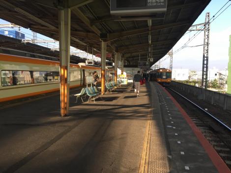 近鉄22000系と12200系