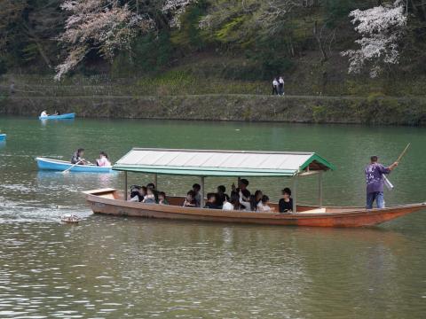 ラジコン屋形船