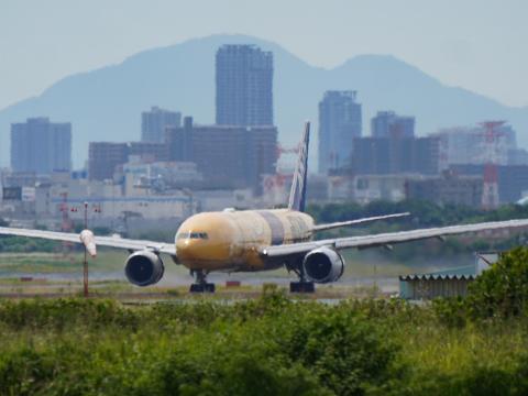 C-3PO ANA JET JA743A