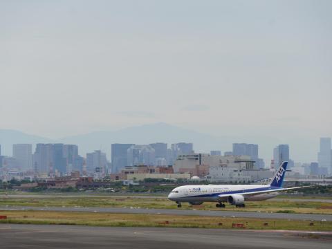 ANA B787-9 JA935A