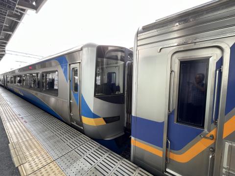 南海 12000系サザン