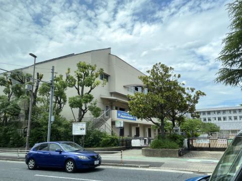 伊丹小学校
