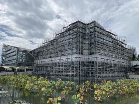 咲くやこの花館