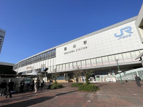 JR西 岡山駅