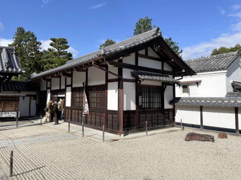 泉湧寺そば席