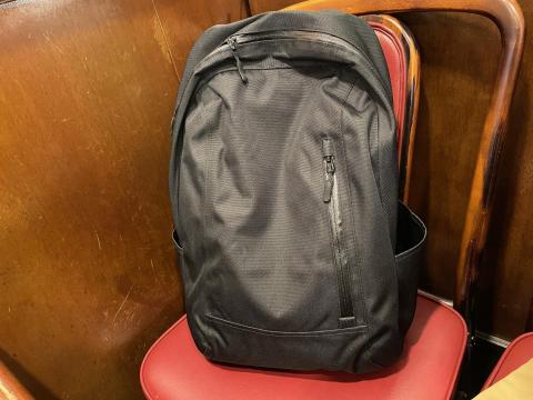 新しいリュック
