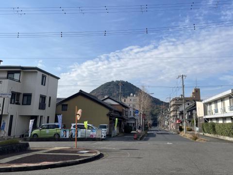 畝傍御陵前駅前