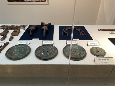 黒塚古墳出土の三角縁神獣鏡