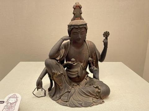 如意輪観音菩薩像