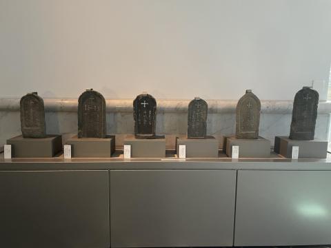 キリシタン墓碑