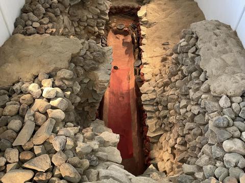 黒塚古墳展示館