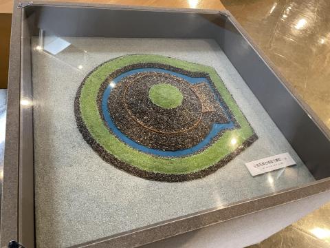 三吉石塚古墳のジオラマ