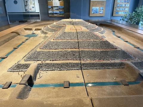 巣山古墳のジオラマ