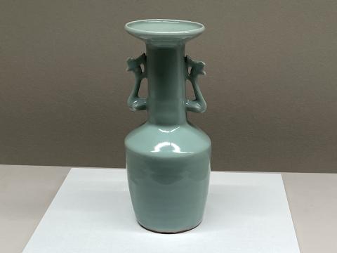 重要文化財 青磁鳳凰耳花生