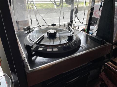 レコードプレーヤー