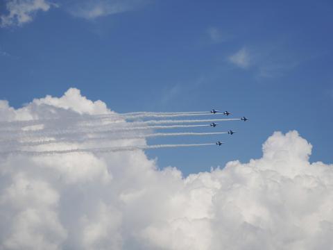 ブルーインパルス