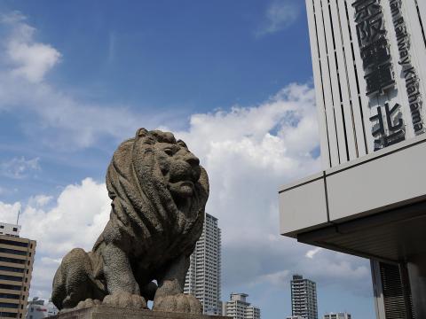 難波橋のライオン