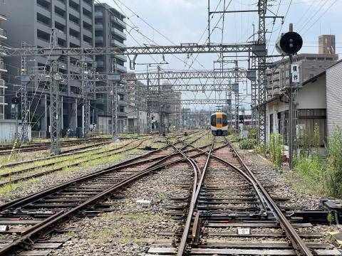 近鉄橿原神宮前駅