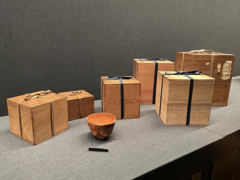 尼焼赤楽茶碗 箱次第とも