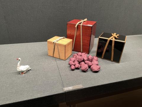 紅毛白雁香合 箱次第とも