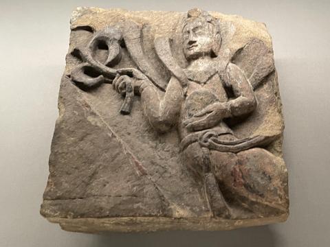 浮彫飛天像鞏県石窟将来 