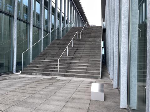 兵庫県立美術館