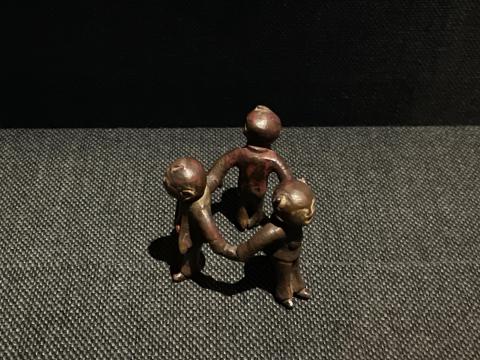 色絵古銅三ツ人形蓋置